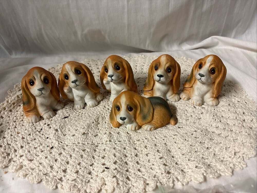 Set of 6 Vintage Homco Porcelain Beagle Puppy Figurines #1407